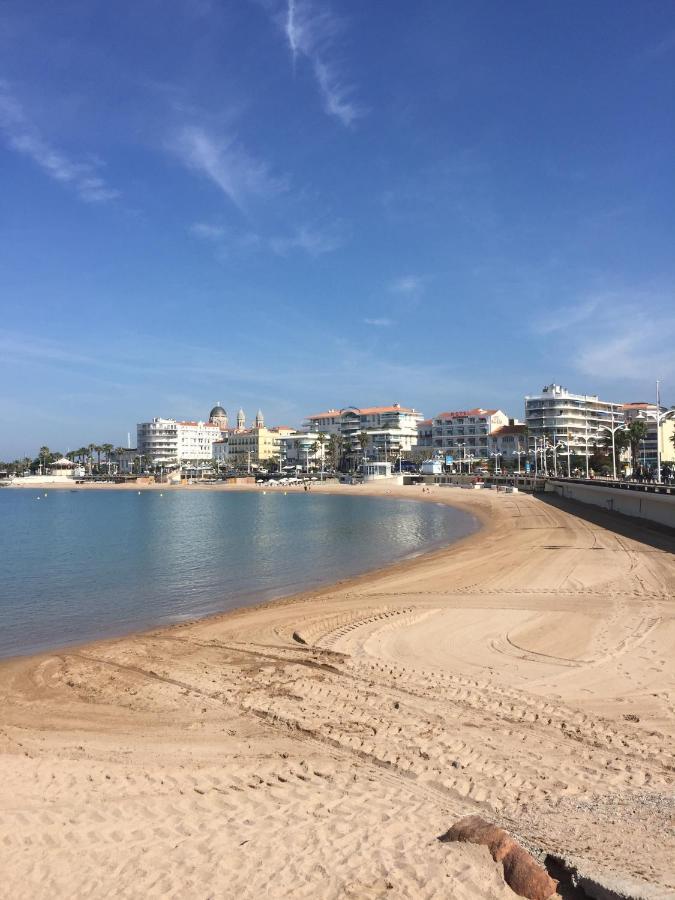Studio 127, Vue Mer Et Piscine, Port Santa Lucia Saint-Raphaël Exterior foto